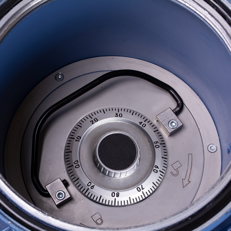 Burton Oculto Underfloor Safe. Mechanical Combination Locking